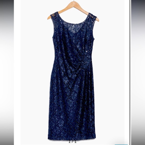 Connected Elegant Navy Blue Lace Dress - 10 - Picture 1 of 8